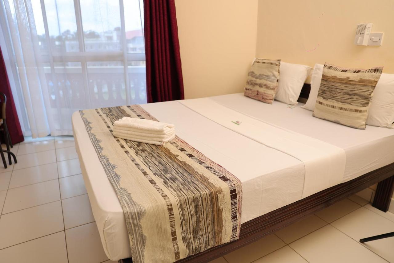 Merry Villa Hotel & Apartments Mombasa Ngoại thất bức ảnh